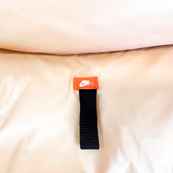 Nike | Nike ThermaFit City Jacket (Beige) - Picture 8 of 10